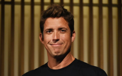 De surfista a multimillonario: La inspiradora historia de Nick Woodman y su revolucionario invento