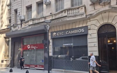 Auge y caída de las casas de cambio en el microcentro porteño: el futuro tras la eliminación del cepo cambiario