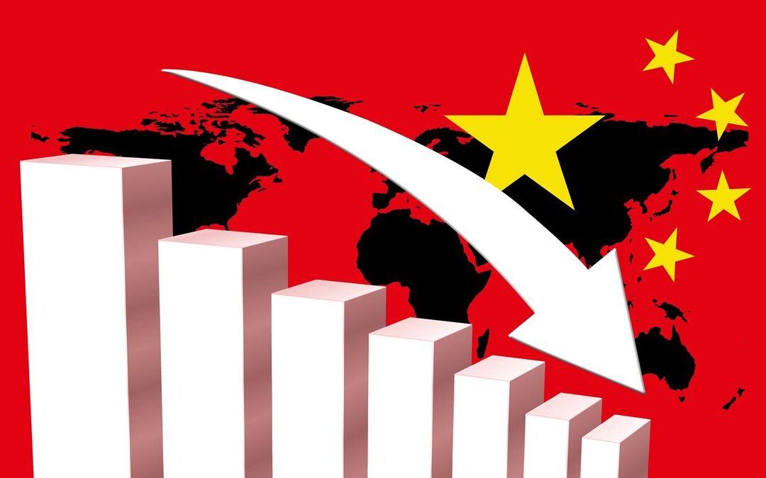 Producción industrial en China sosteniendo la economía, mientras las ventas minoristas no cumplen expectativas